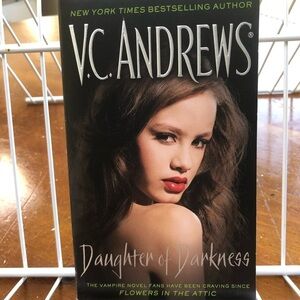 V.C. Andrews 'Daughter of Darkness' Book